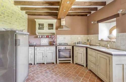Talon House | Homerez - House in Talon