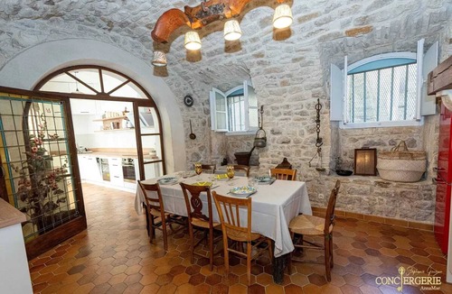 Aigueze Other | Homerez - Manor in Aiguèze