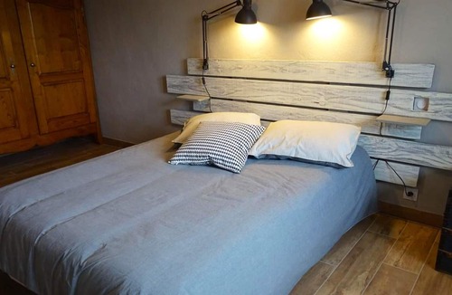 Nauviale House | Homerez - Nice house for 6 ppl. with shared pool, garden and terrace at Nauviale