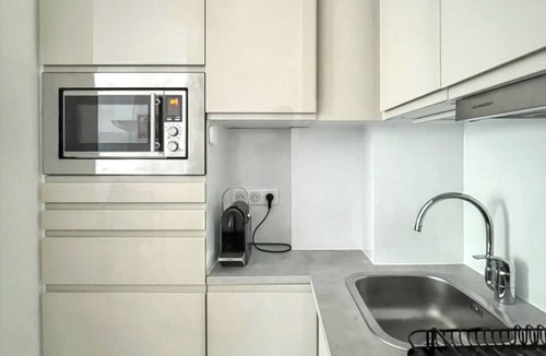 Montrouge Apartment | Homerez - Studio in Montrouge