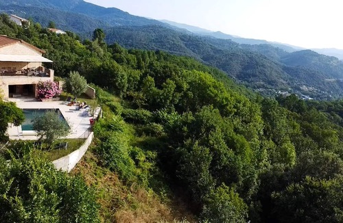 Prades Villa | Homerez - Villa for 2 ppl. with swimming-pool, sauna, jacuzzi and spa at Prades