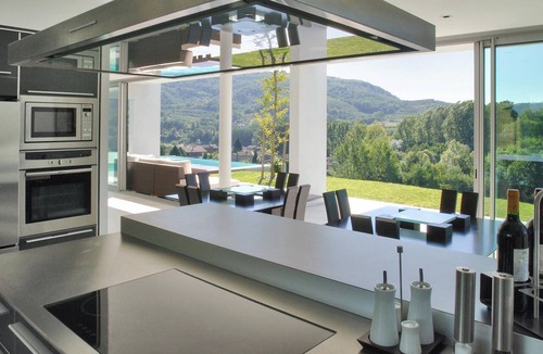 Saint-Desirat Villa | Homerez - Villa in Saint Désirat