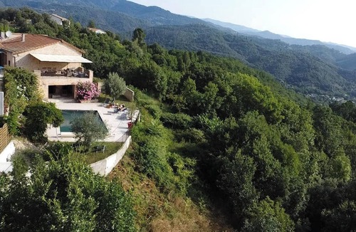 Prades Villa | Homerez - Villa in Prades with Private Pool