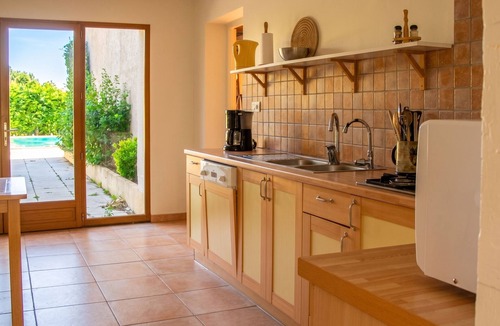 Rocher Villa | Homerez - Villa in Rocher, pool & mountain view