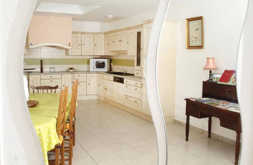 Saint-Sernin House | Homerez - Villa in Saint-Sernin