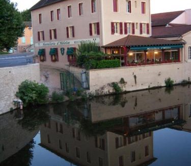 Cluny Hotel | Hostellerie d'Héloïse Logis