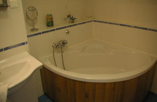 Clamecy Hotel | Hostellerie De La Poste