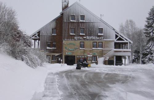 Chaux-Neuve Hotel | HOTEL Auberge du grand Git