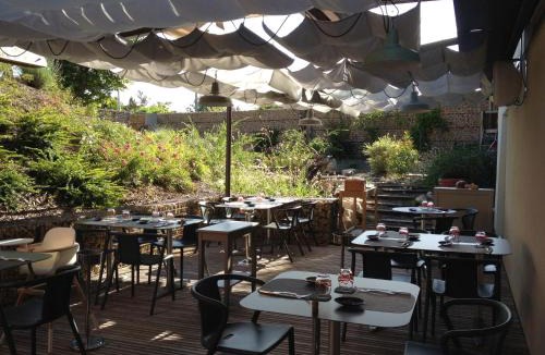 Tournus Hotel | Hotel Aux Terrasses