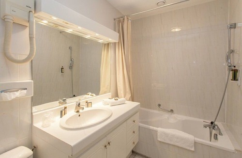 Contrexeville Hotel | Hotel Cosmos & Spa
