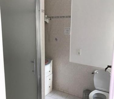 Reilhanette Hotel | Hotel L'Oustau de la Font