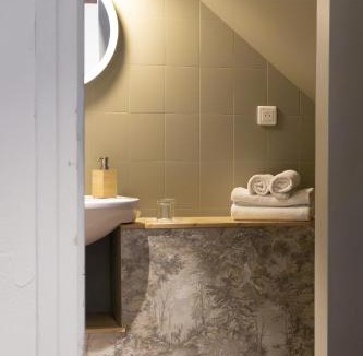 Aumont-Aubrac Hotel | Hotel Linette