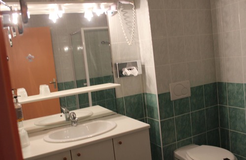 Amancey Hotel | Hotel Restaurant Le Champs des Lys