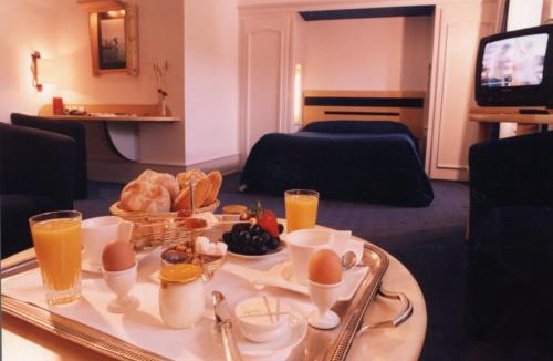 Villers-le-Lac Hotel | Hotel Restaurant Le France
