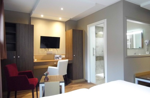 Champagneux Hotel | Hotel Restaurant Les Bergeronnettes