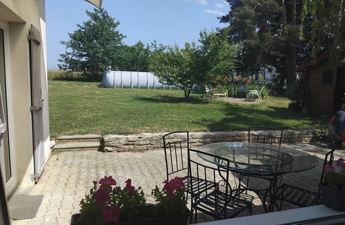 Chevigny-en-Valiere House | House 2.4.6 persons with swimming pool, petanque court near Beaune Vignoble