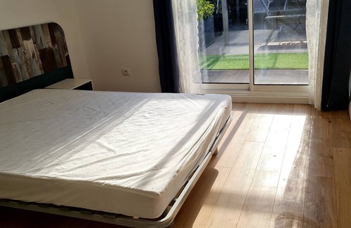 Villejuif House | House 2km from Porte d'Italie. Metro in the same