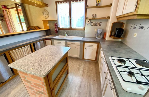 Lavilledieu House | House 6p, 3ch, private pool, jacuzzi, large garden with petanque game