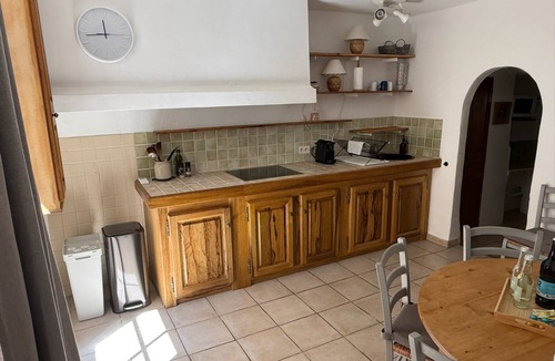 Villes-sur-Auzon House | House at the foot of the Ventoux with terrace and air conditioning