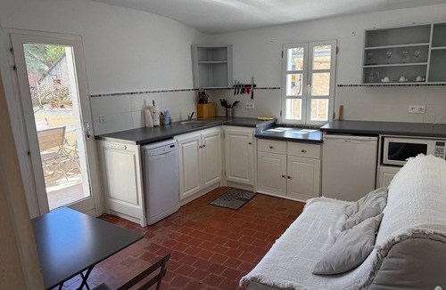 Villes-sur-Auzon House | House at the foot of the Ventoux with terrace and air conditioning