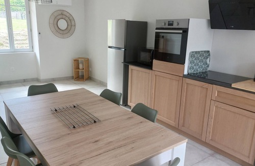 Peintre House | House for 6 people, 15 kms from Dole between Besançon and Dijon. near Beaune