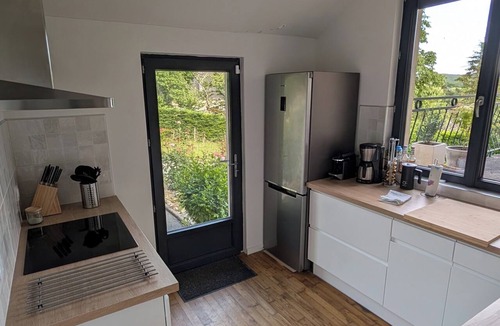 Lissac-sur-Couze House | House for 8 people Panoramic View of Lac du Causse Rated ⭐ Air-conditioned