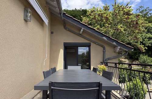 Lissac-sur-Couze House | House for 8 people Panoramic View of Lac du Causse Rated ⭐ Air-conditioned