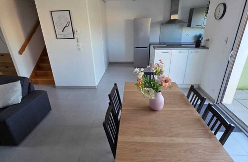 Sainte-Luce-sur-Loire House | House for 6 people, with a garden and parking. 10 min from Nantes