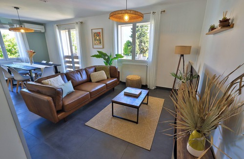 Saint-Nazaire-les-Eymes House | House in the Grésivaudan valley, close to the ski slopes