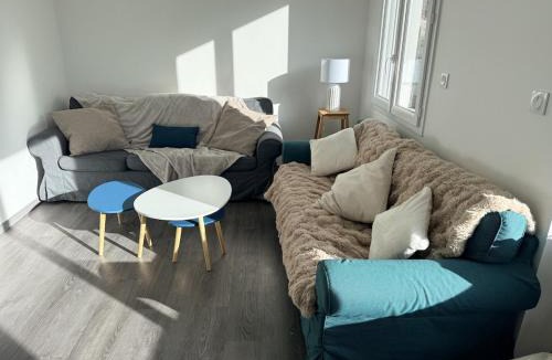 Cournon-dʼAuvergne House | House, garden & garage, Downtown, Near Zenith & A75