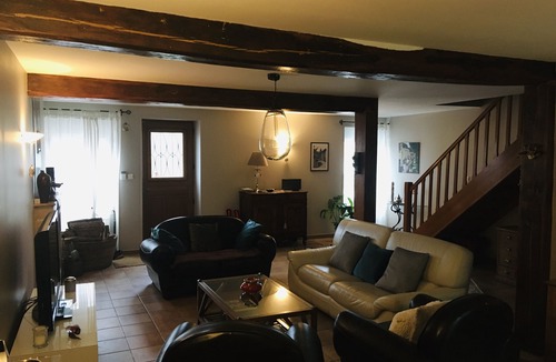 Varzy House | House in the village center with heated pool and large glass roof