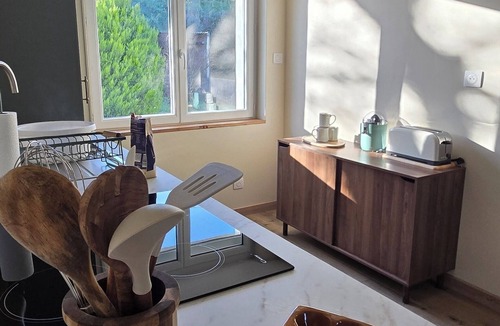 Jouet sur l'Aubois House | House with jacuzzi 6 pers facing the Loire River