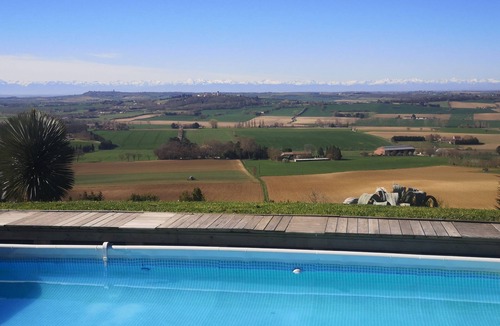 Puechoursi House | House with infinity pool and exceptional view of the Lauragais region