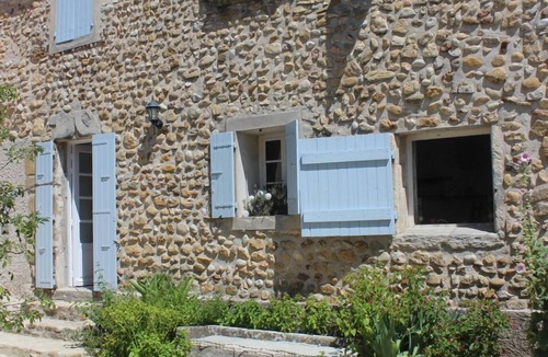 Valreas House | House with pool in the vineyards of the Drôme Provençale