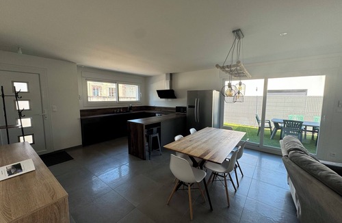 Epinal House | House with spa and sauna