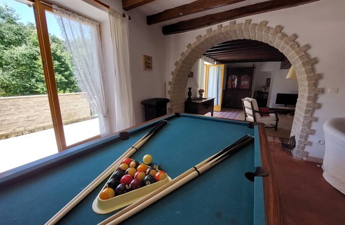 Arcy-sur-Cure House | House with very large garden