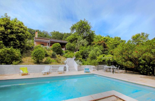 Saint-Marcel-d'Aredeche House | House Wooded Hill