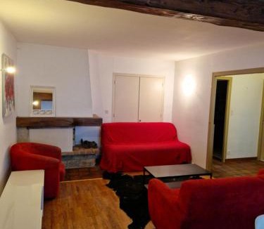 Clairvaux-les-Lacs House | hypercentre meublé