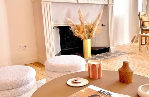 Arbois Apartment | I have two loves! The heart of the city.