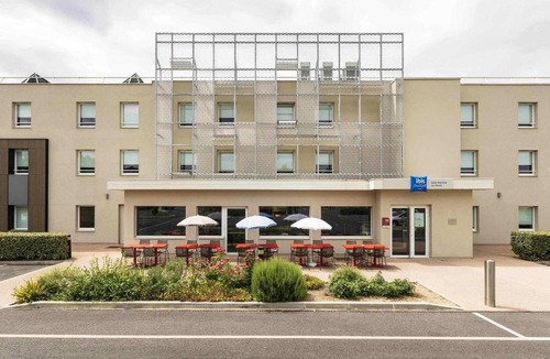 Saint-Pourcain-sur-Sioule Hotel | ibis budget Saint Pourcain