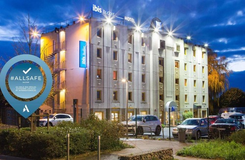 Chilly-Mazarin Hotel | ibis budget Chilly-Mazarin Les Champarts