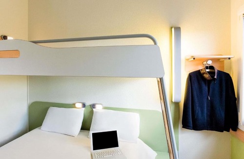 Paroisse Saint-Vincent-de-Paul Hotel | Ibis Budget Dole-Choisey