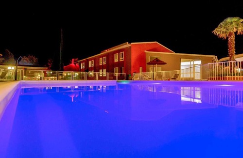 Les Tourrettes Hotel | ibis Montélimar Nord