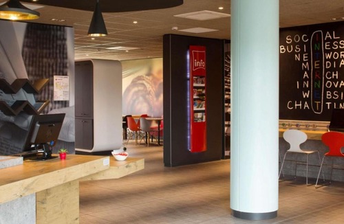 Montceau-les-Mines Hotel | ibis Montceau les Mines