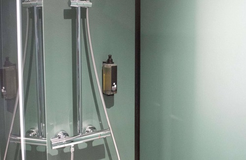 Montlhery Hotel | Ibis Montlhery Paris Sud
