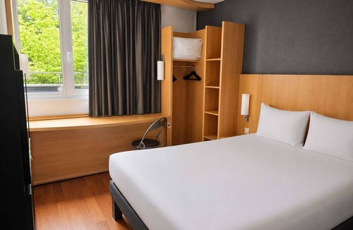 Gentilly Hotel | ibis Paris Porte d'Italie