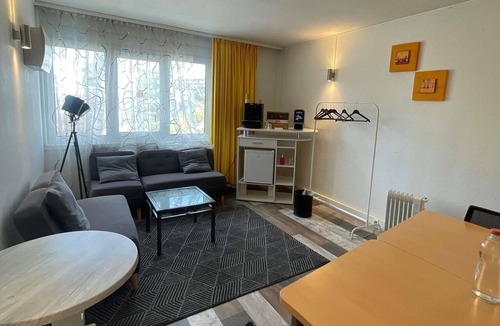 Saint-Jean-Baptiste Hotel | ibis Styles Besançon