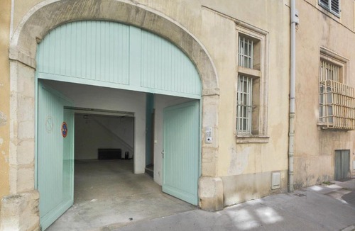 Nancy City Centre Apartment | Idéal pros et tourisme - Le Loft de Guise avec Parking privé