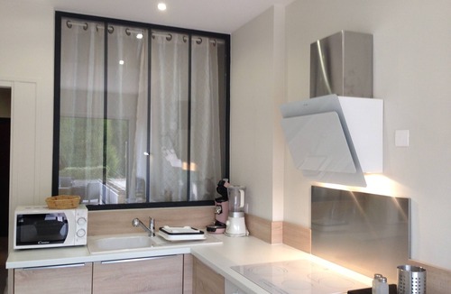 Aix-les-Bains Apartment | Ideally located on the harbor in the fresh air of the lake! perfect to accommodate 4