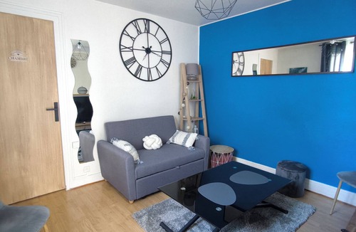 Joinville-le-Pont Apartment | In a quiet area close to the banks of the Marne, ideal accommodation for couples!